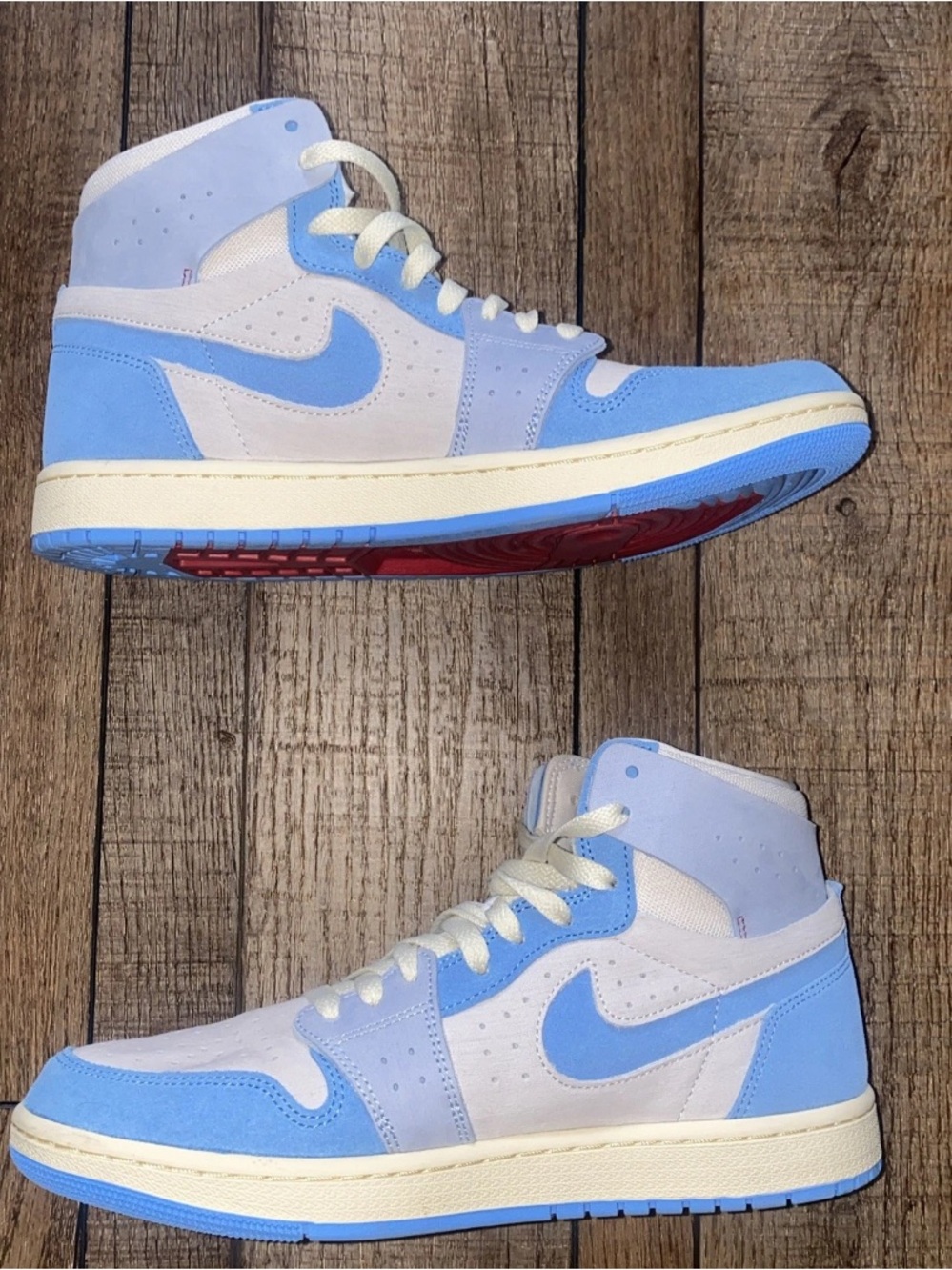 Nike Womens Air Jordan 1 University Blue High Top Sneakers